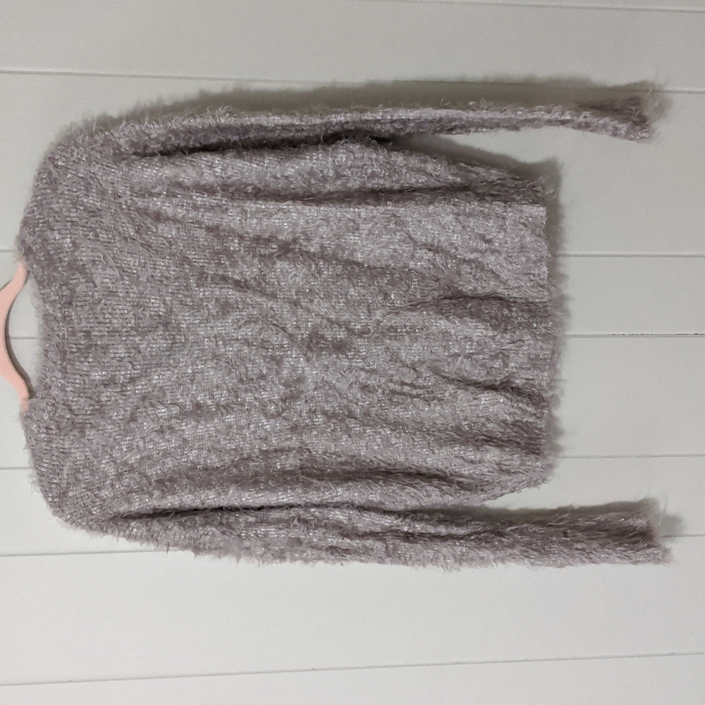 Express Sweater - Picture 3 of 3